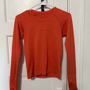 Lululemon orange swiftly tech